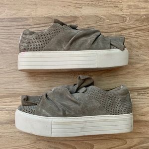 Kenneth Cole Reaction Suede Planform Sneakers